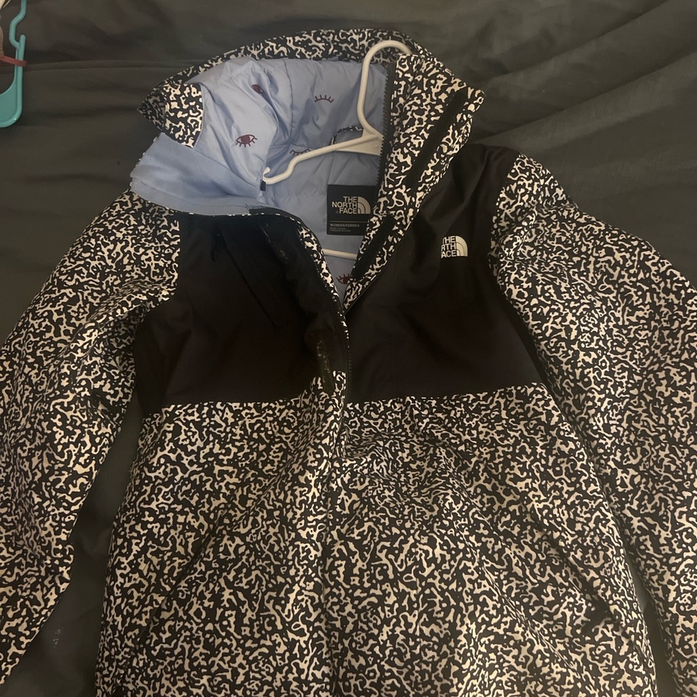 North Face Women’s Ski Jacket Gently Used